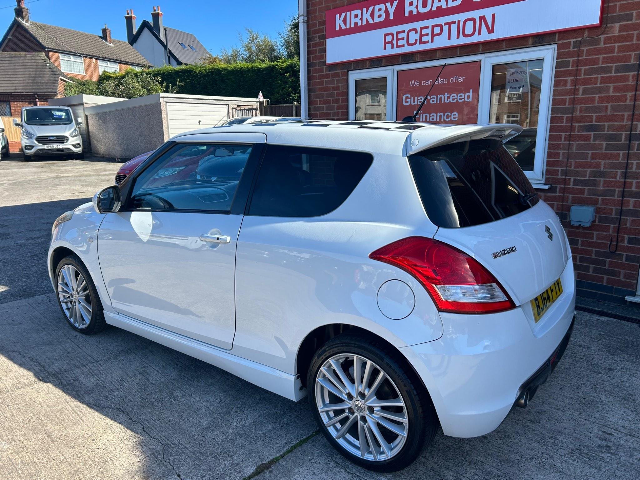 Used 2014 Suzuki Swift 1.6 Sport Euro 5 3dr (SNav) for sale in Sutton
